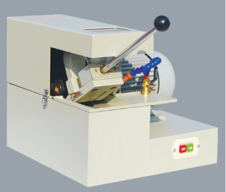 手動研摩のカッターの切断の直径Ø30mm Metallographic装置の冷却装置が付いている研摩の打抜き機